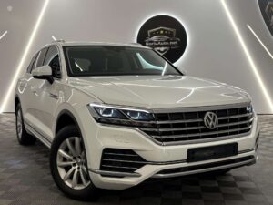Volkswagen Touareg 3.0 l., visureigis / krosoveris