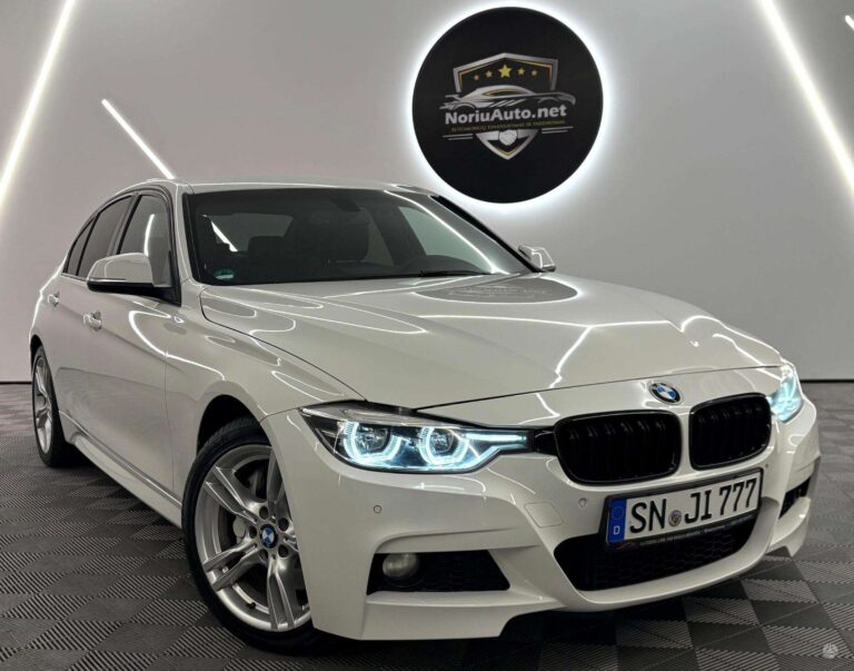 BMW 335 3.0 l., sedanas