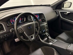 Volvo XC60 2.0 l., visureigis / krosoveris