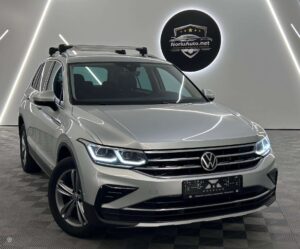 Volkswagen Tiguan 2.0 l., visureigis / krosoveris