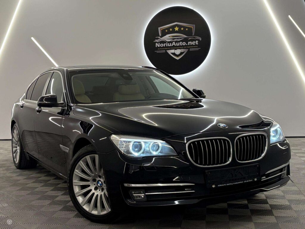 BMW 730 3.0 l., sedanas