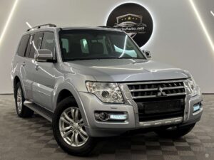 Mitsubishi Pajero 3.2 l., visureigis / krosoveris