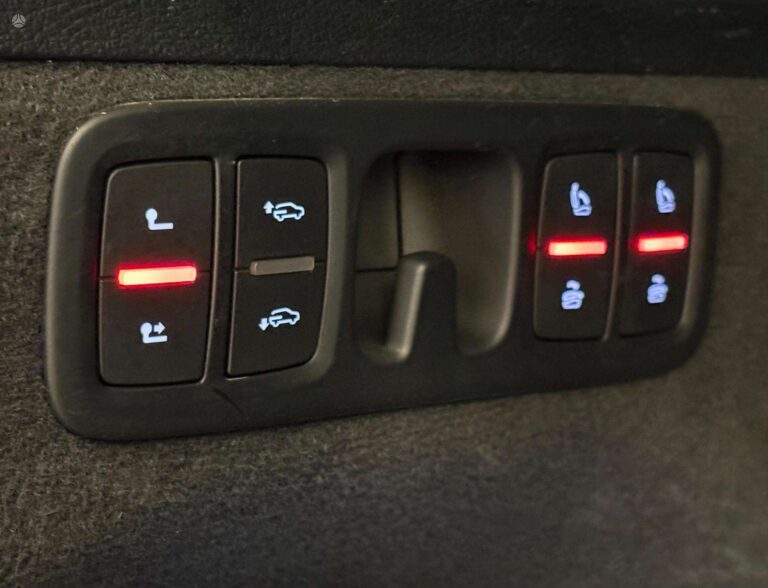177814092369639