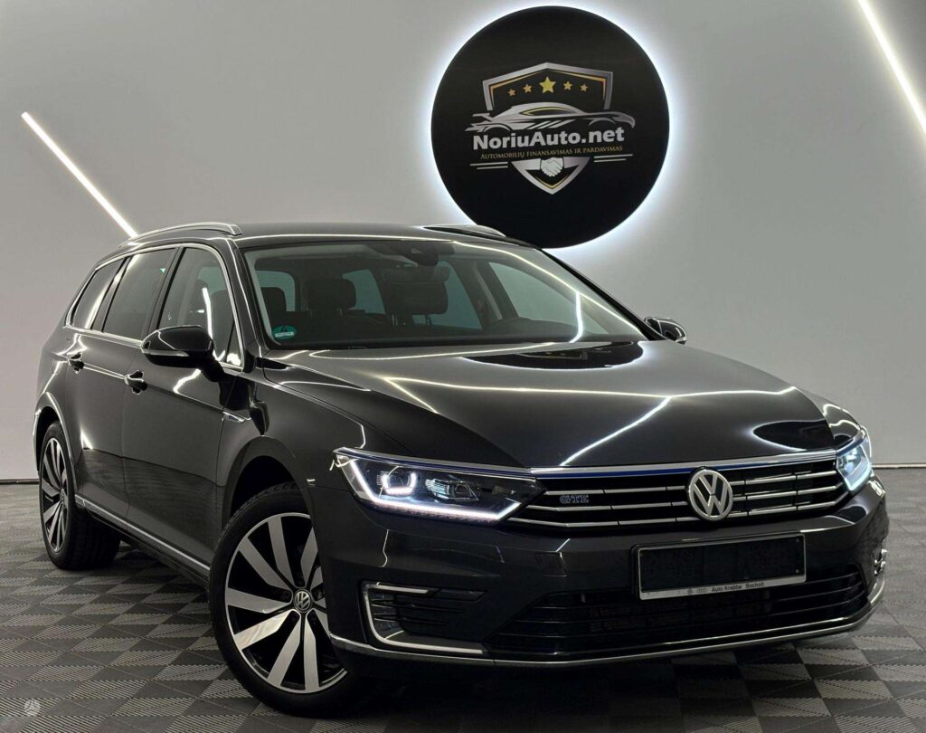 Volkswagen Passat 1.4 l., universalas