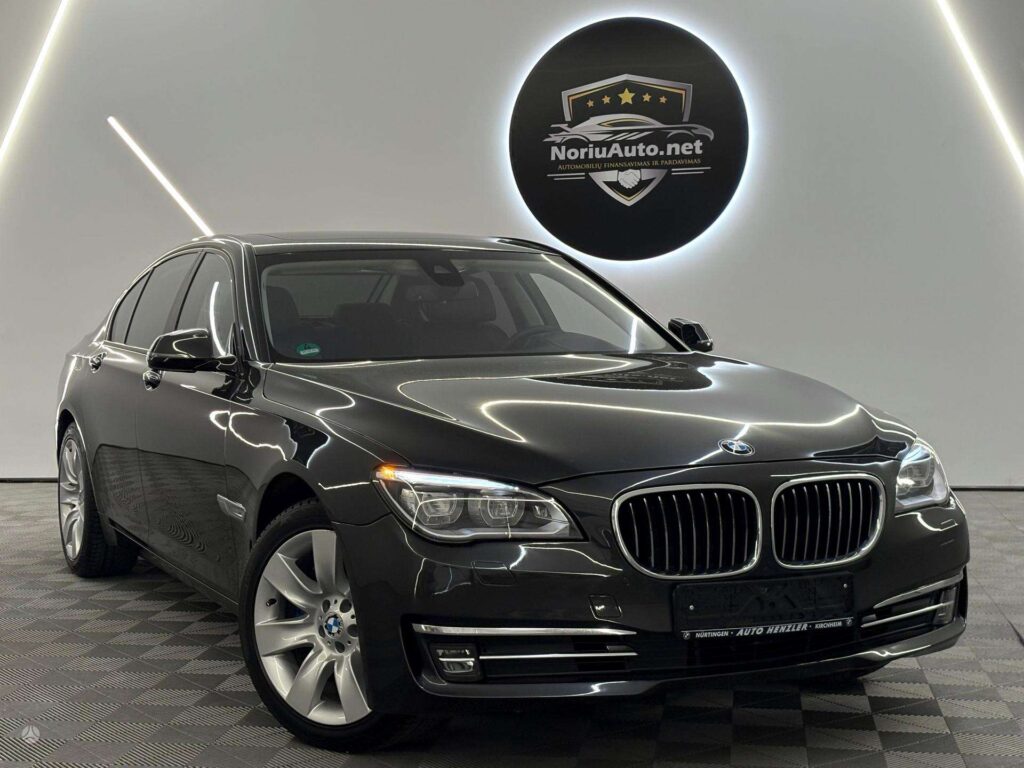 BMW 740 3.0 l., sedanas