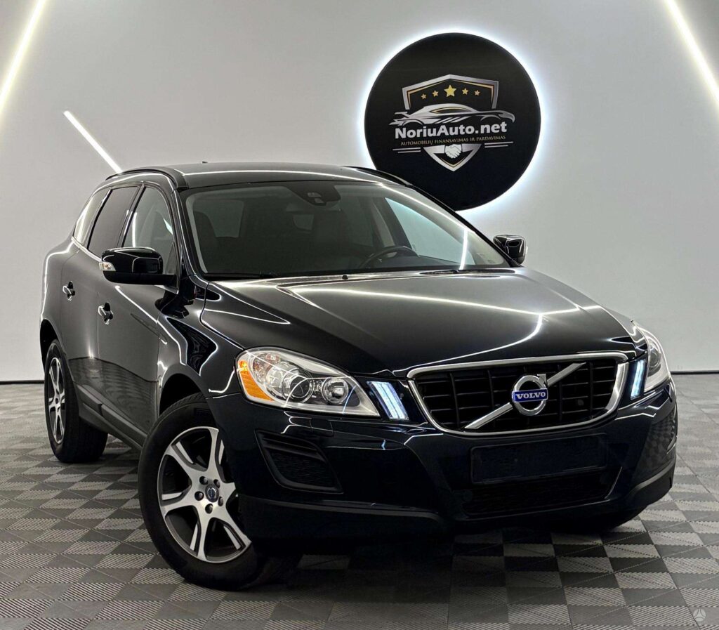 Volvo XC60 2.0 l., visureigis / krosoveris
