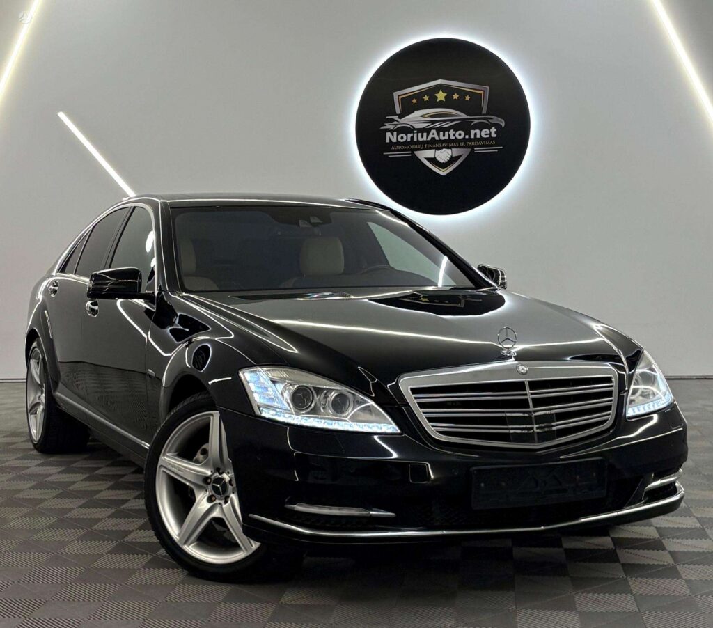 Mercedes-Benz S350 3.0 l., sedanas