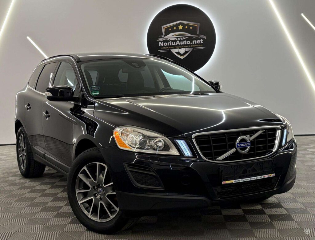 Volvo XC60 2.4 l., visureigis / krosoveris