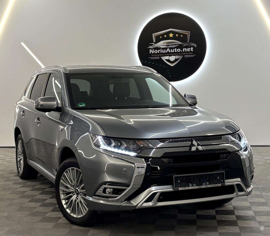 Mitsubishi Outlander 2.4 l., visureigis / krosoveris