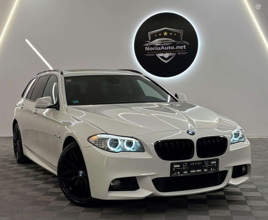 BMW 520 3.0 l., universalas