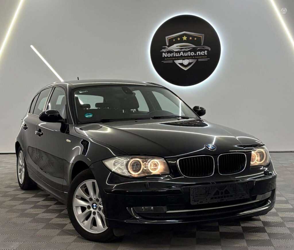 BMW 120 2.0 l., hečbekas