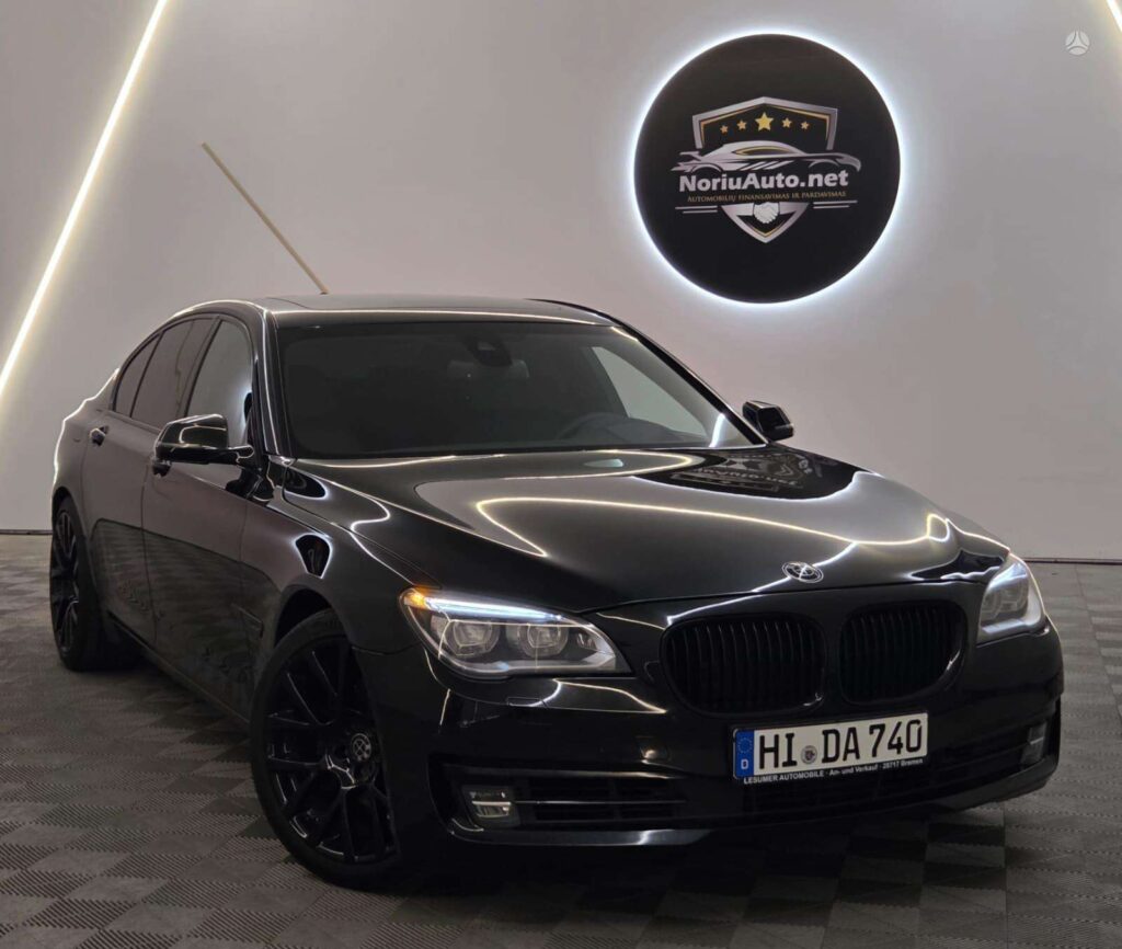 BMW 740 3.0 l., sedanas