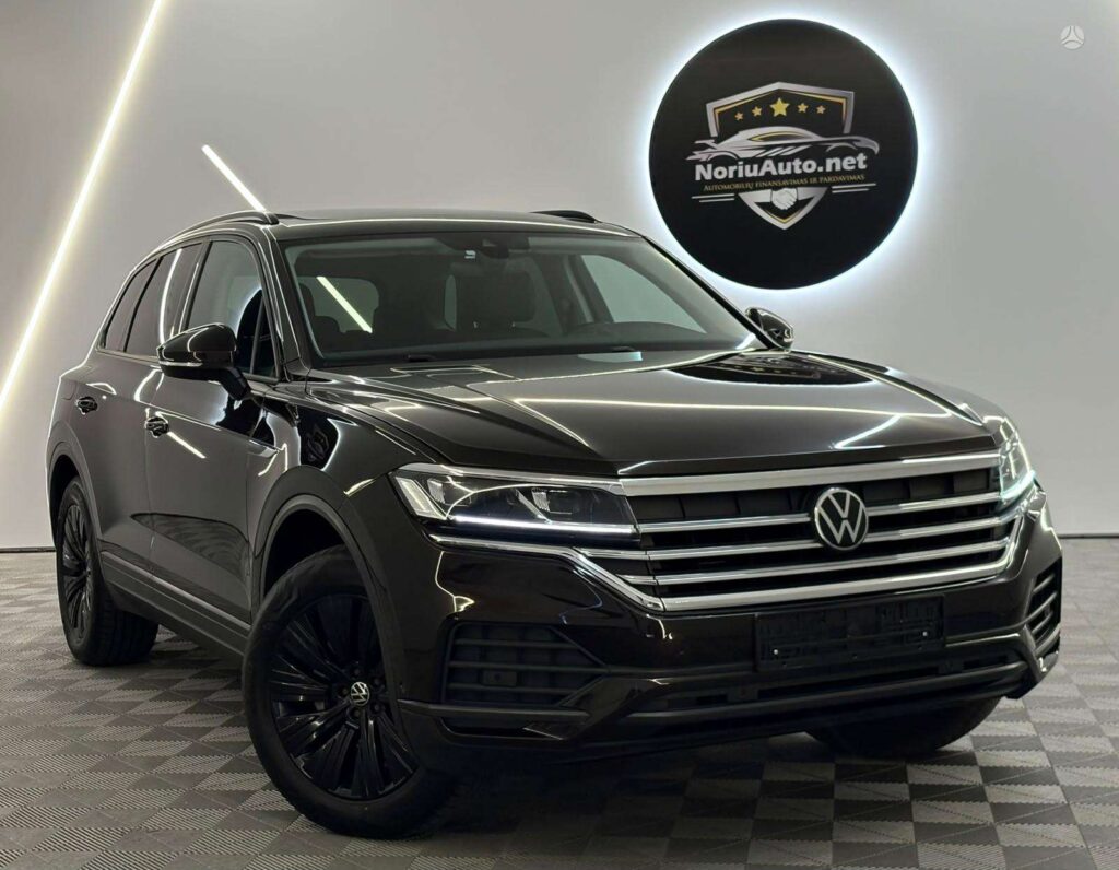 Volkswagen Touareg 3.0 l., visureigis / krosoveris