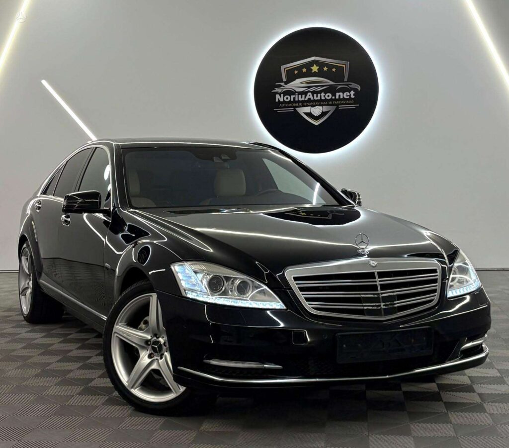 Mercedes-Benz S350 3.0 l., sedanas