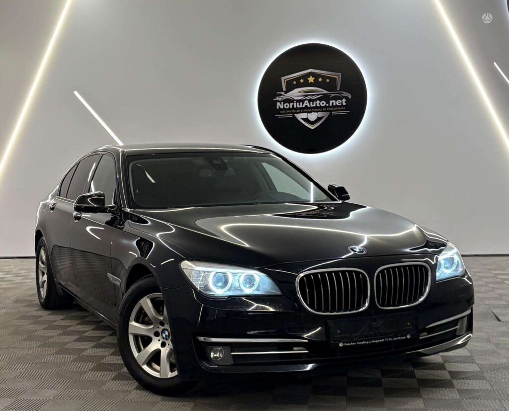 BMW 730 3.0 l., sedanas
