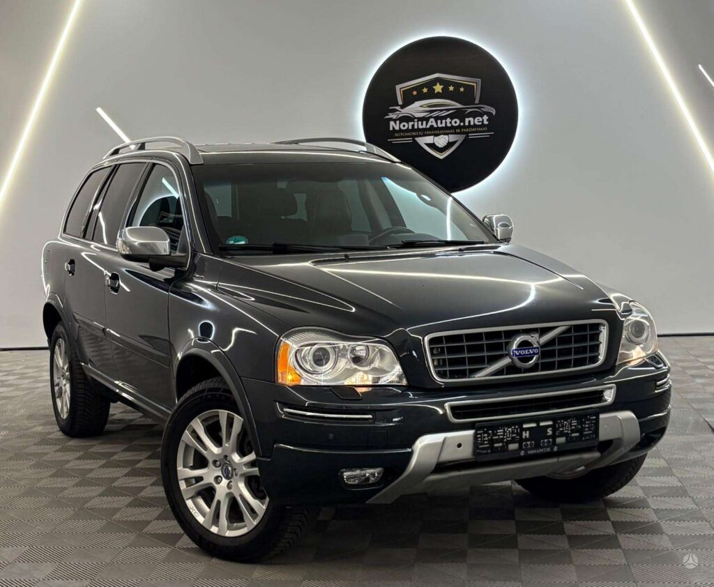 Volvo XC90 2.4 l., visureigis / krosoveris