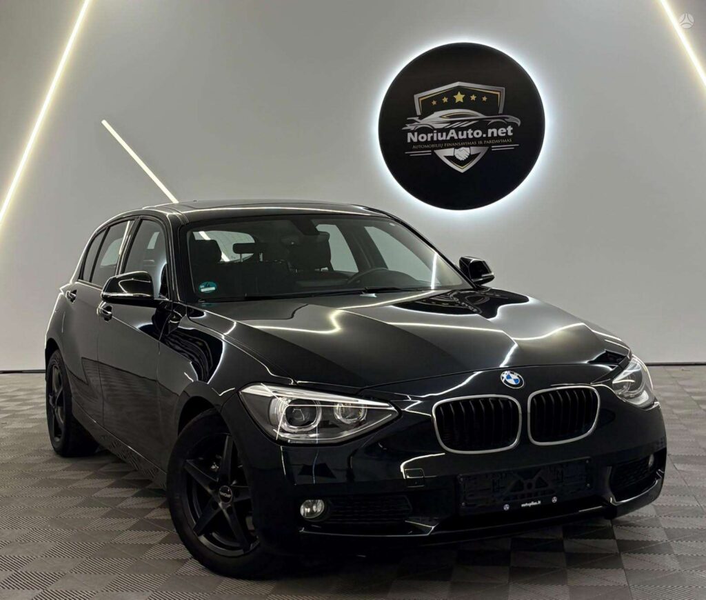 BMW 120 2.0 l., hečbekas