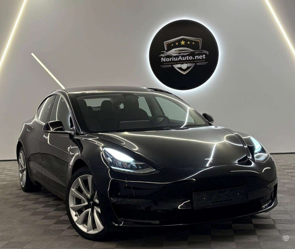 Tesla Model 3 0.0 l., hečbekas