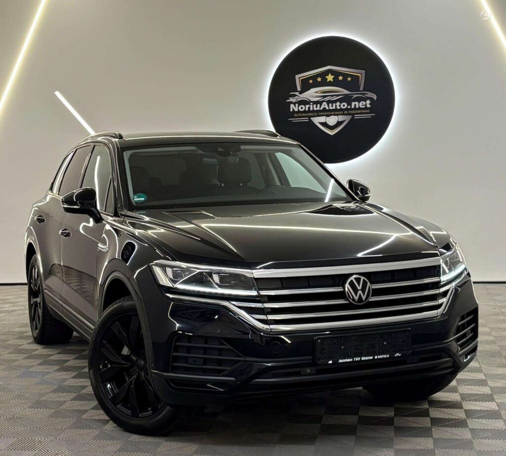 Volkswagen Touareg 3.0 l., visureigis / krosoveris